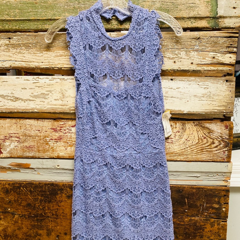 NWT~ FREE PEOPLE LACE CUT OUT BACK DRESS~ XS